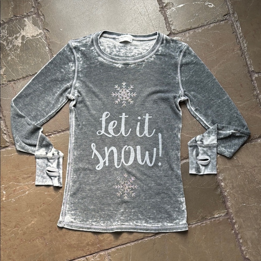 Long Sleeve Waffle Tee with Snowflake Design and Thumbholes